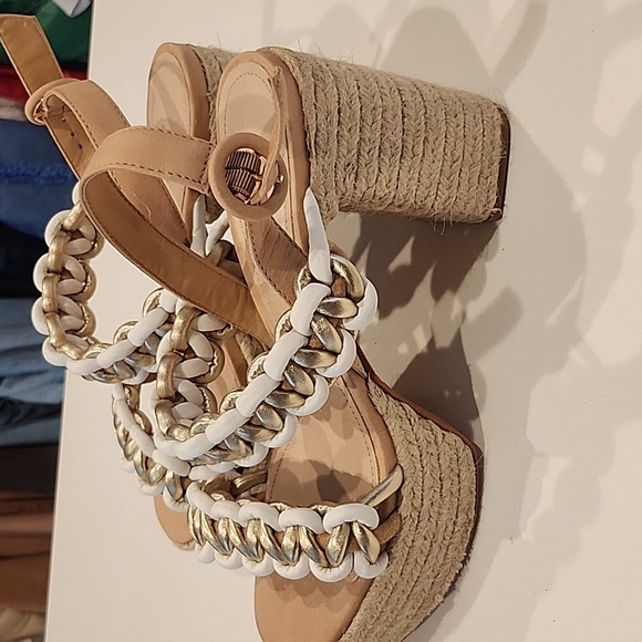 NWOT Schutz Sandals - Picture 2 of 4